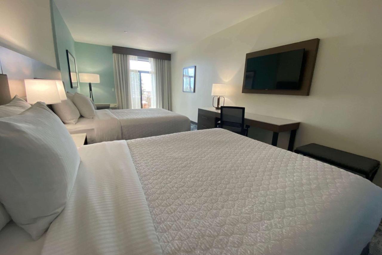 La Quinta & By Wyndham