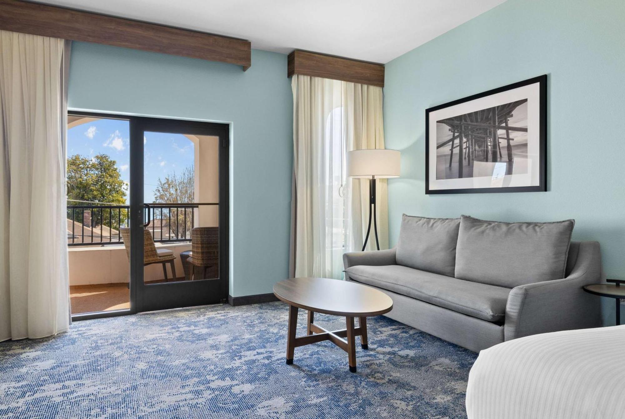 Hotel La Quinta & By Wyndham Santa Cruz