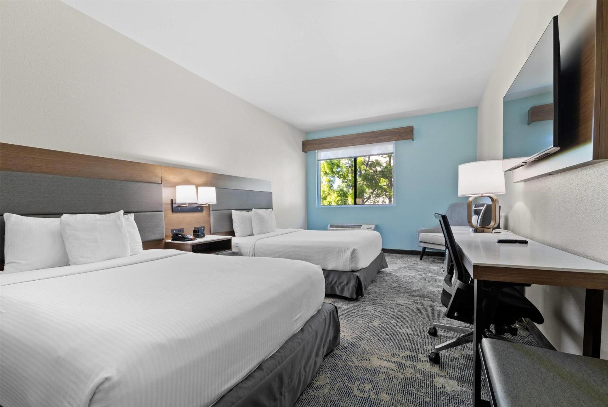 Hotel La Quinta & By Wyndham Santa Cruz