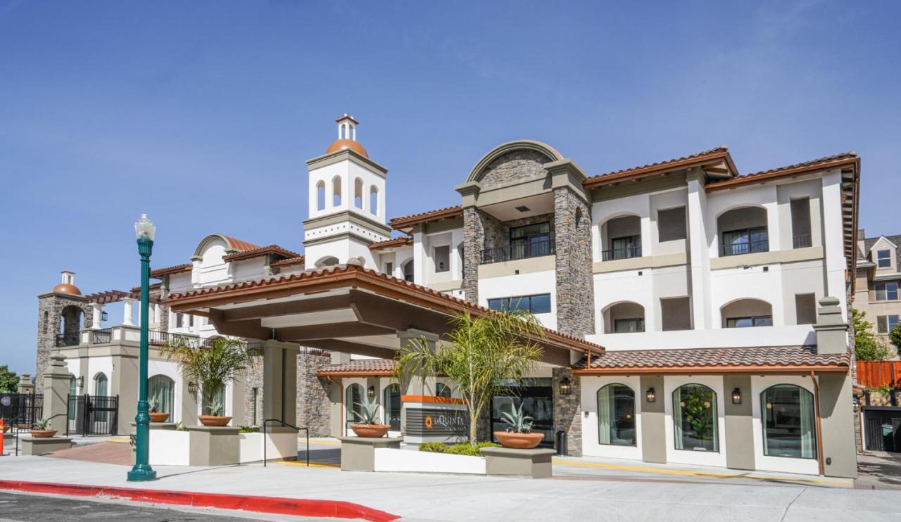 La Quinta & By Wyndham Santa Cruz