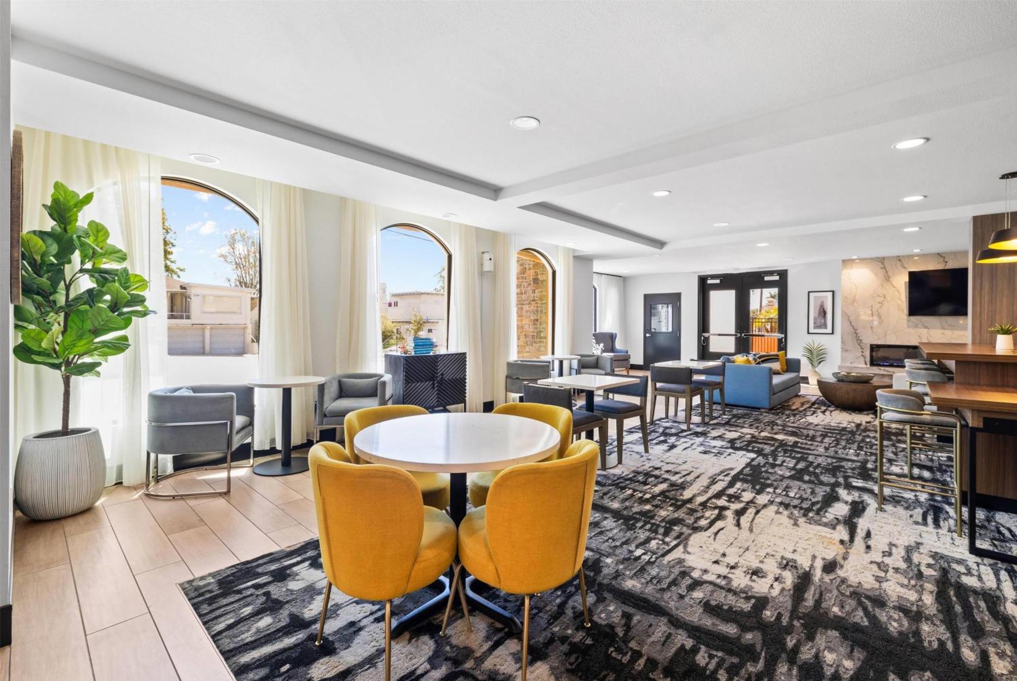 Hotel La Quinta & By Wyndham
